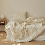 لحاف & غطاء وسادة سيرساكر سنو سمر رومانس ماتيلا Maatila Summer Romance Snow Seersucker Quilt Q / Pillow Cover