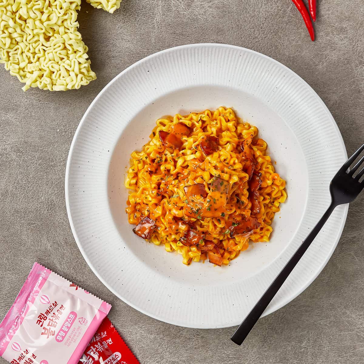 Samyang Cream Carbo Buldak Bokkeum Noodles 140g × 4 Pack