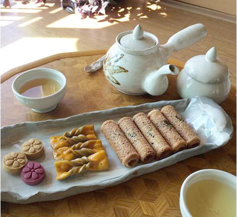 [수라상] 죽마고우 롤전병 검은참깨 365g