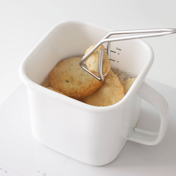 قدر وحافظة طعام مينا مربعة كاموميه كيتشن Enamel Food Container and Pot (2 Colors)