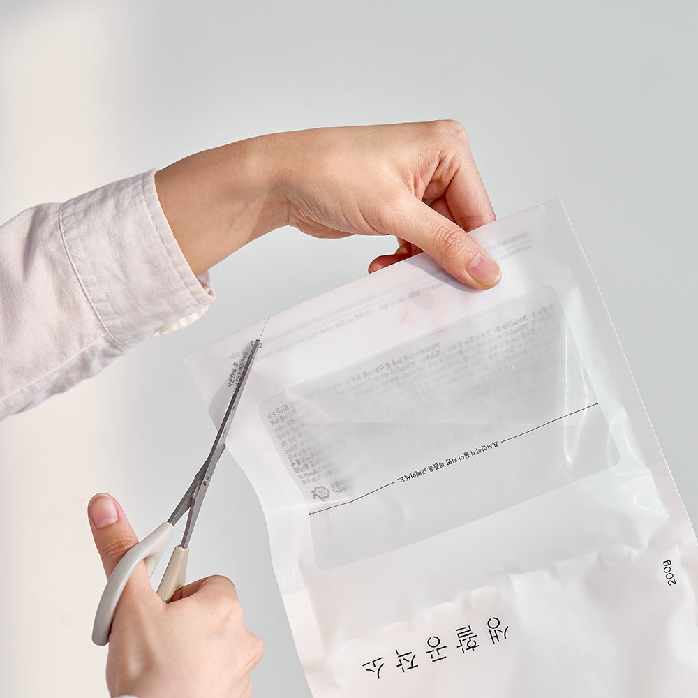 Keep Your Closet Fresh & Dry! Hanging Dehumidifier 200g