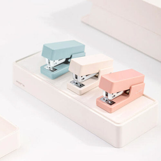 한손에 들어오는 누사인 미니 스테플러 Mini Stapler