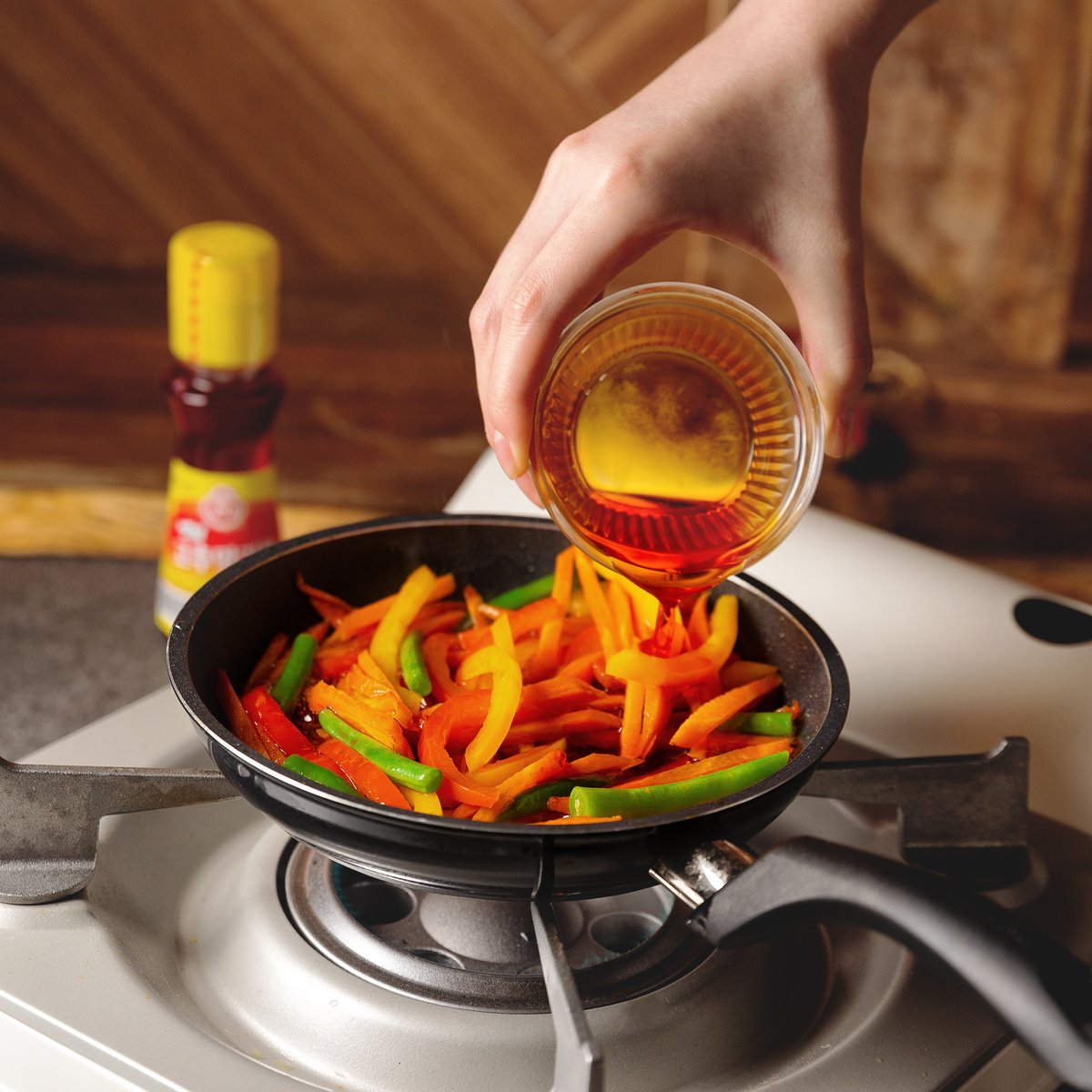 Ottogi Red Pepper Flavored Oil 80mL